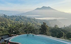 Caldera Hotel & Restaurant